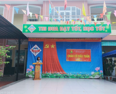 Sáng ngày 11/09/2023, Liên đội trường Tiểu học Chi Lăng đã tổ chức sinh hoạt chào cờ tuần đầu tiên.