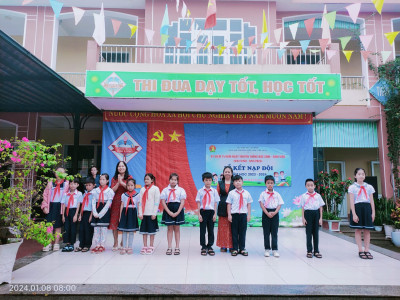 Liên đội trường Tiểu học Chi Lăng đã tổ chức Lễ kết nạp Đội viên