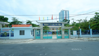 Liên hệ nhà trường